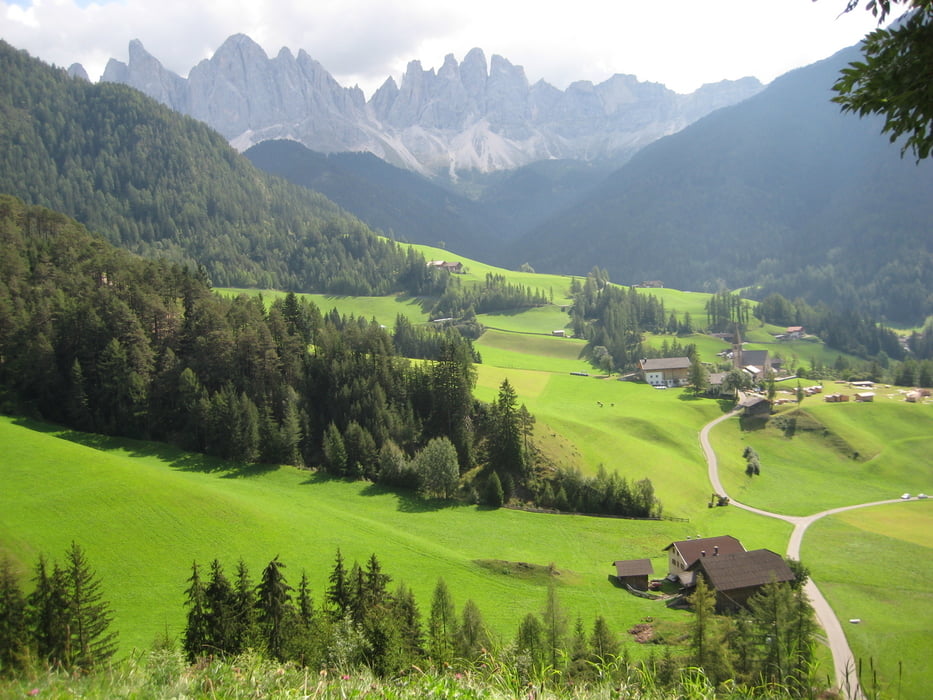 Innsbruck-Brenner-Brixen-Schlüter Hütte-Grödner Joch-Seiser Alm-Rittner Horn-Penser Joch-Innsbruck - Rundtour 