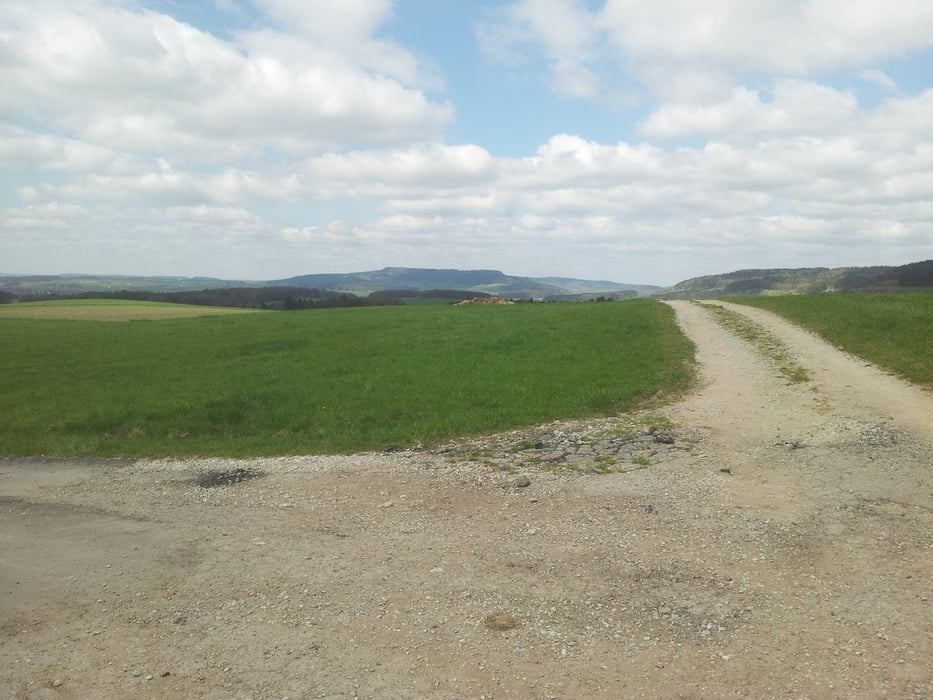 Eschenau - Segelflugplatz Lillinghof - Lillachquelle - Eberhardsberg - Eschenau