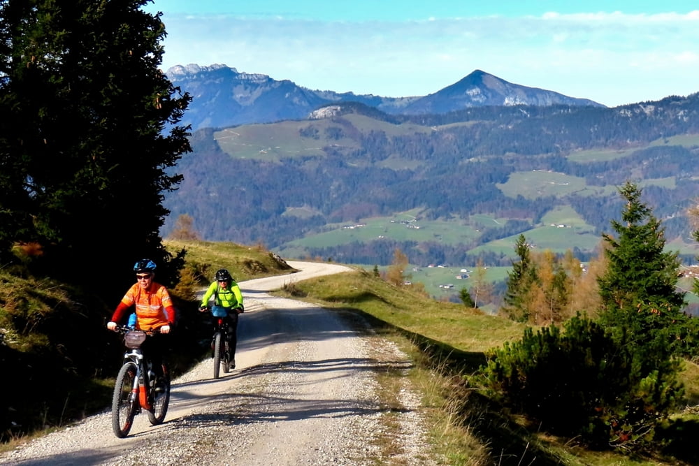 Kössener Unterberghorn, Abfahrt über die Skipiste