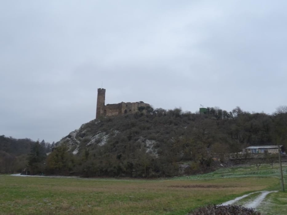 Von Limburg (Lahn) zur Burg Ardeck in Holzheim