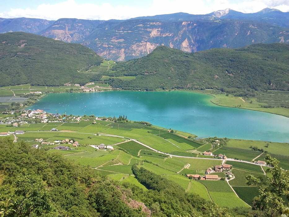 Von Eppan nach Graun und Kurtatsch und über Tramin und Kalterer See zurück