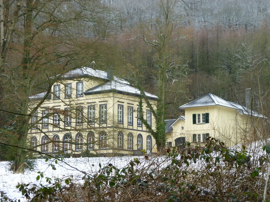 Schloß Rennenberg und Burgruine