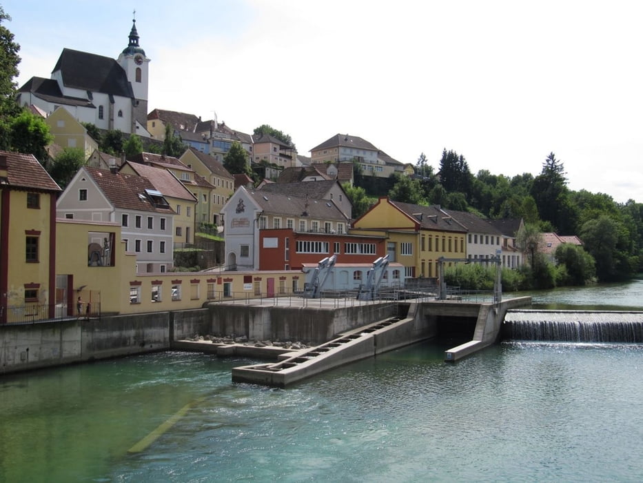 Hügelrunde links und rechts der Steyr