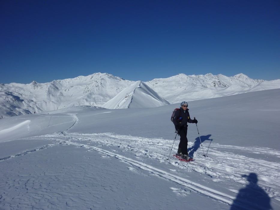 Landschaftlich sehr reitzvolle Schneeschuhwanderung aufs Naviser Kreuzjöchl